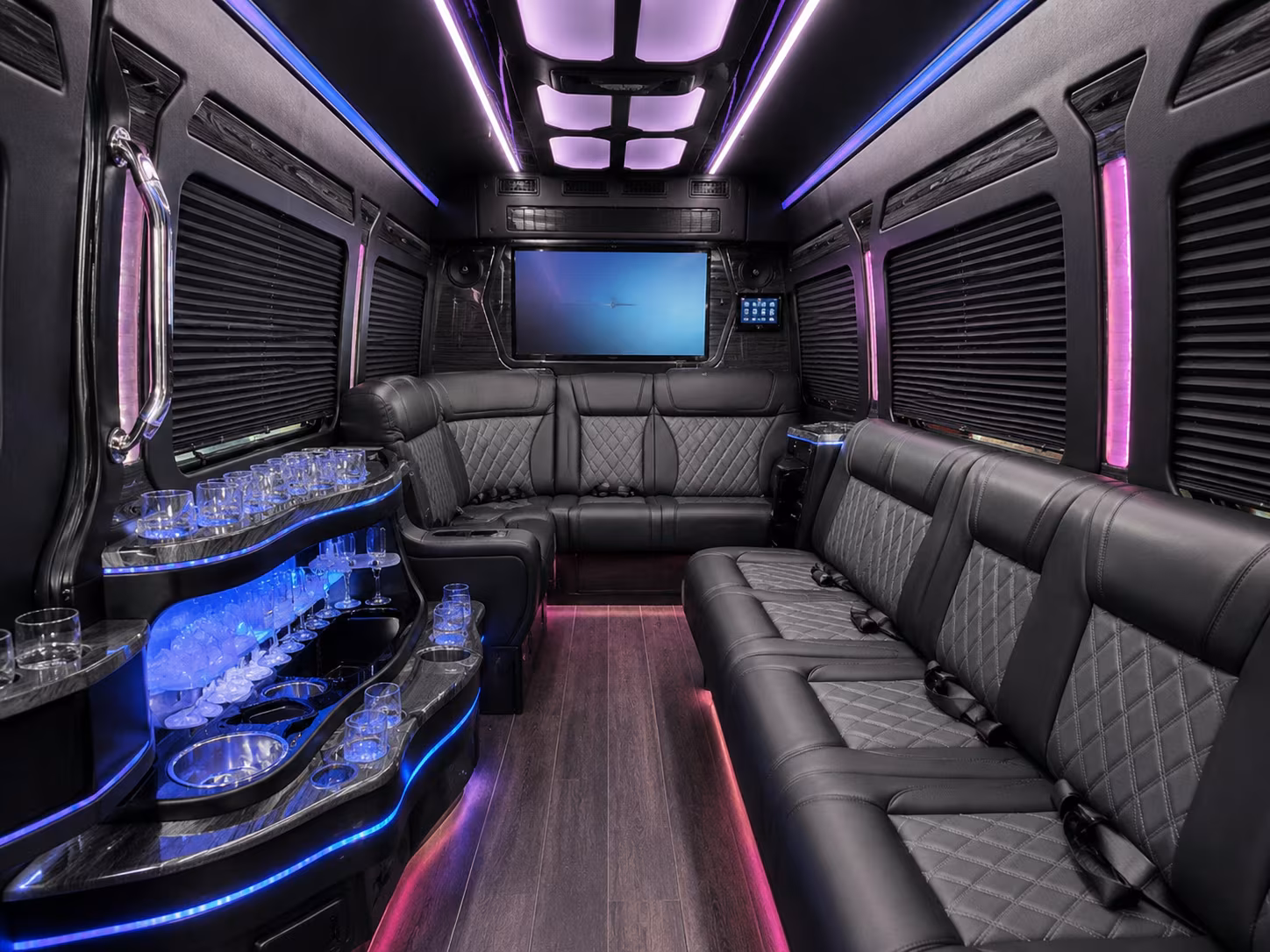 bus rentals for corporate team outings and company events