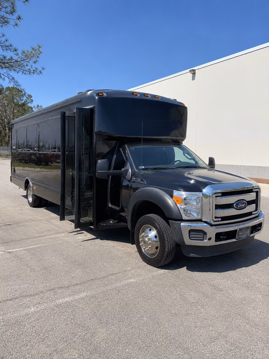 party bus rentals in san leandro for the ultimate prom night