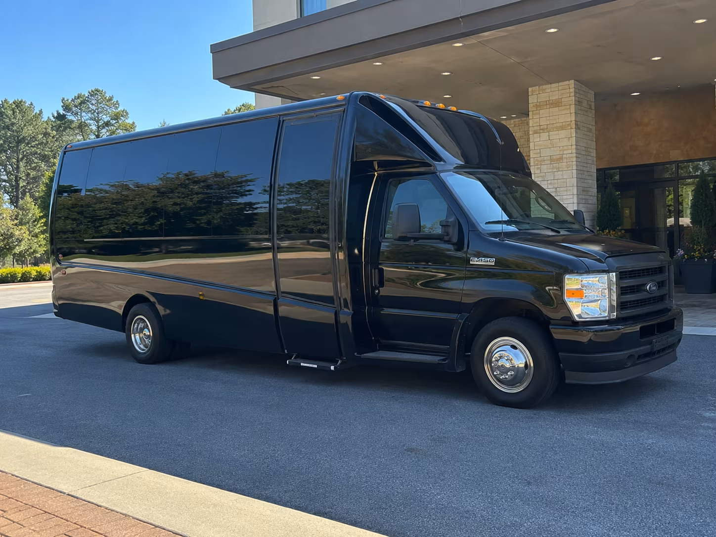 party buses to fox theater and paramount theatre in oakland