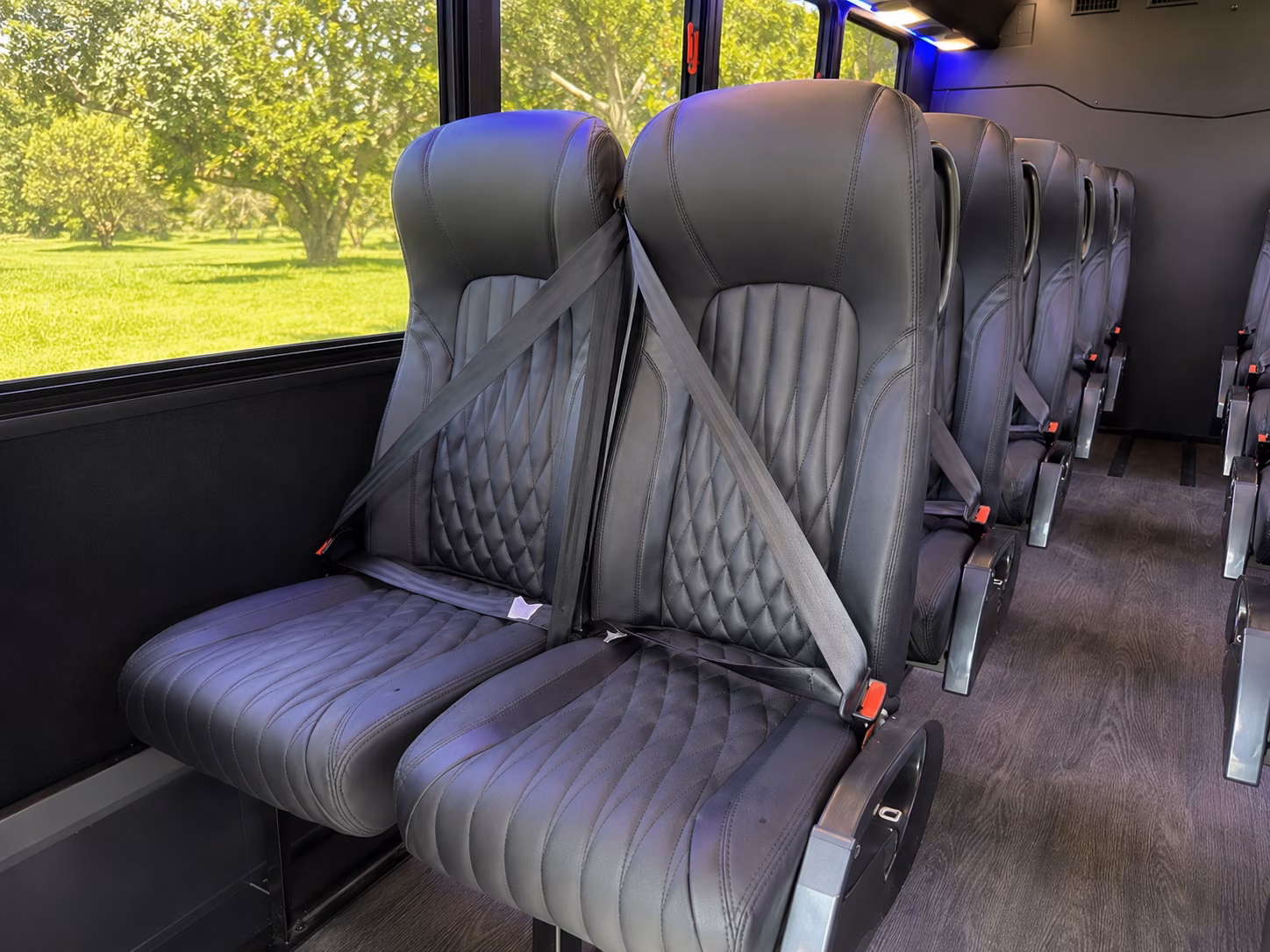 stress free airport transfer buses for wedding guests flying into the bay area